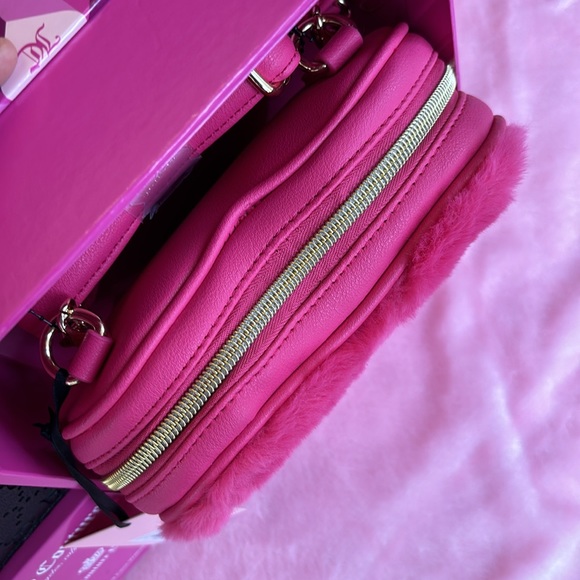 💗 Juicy Couture Free Love Heart Crossbody & Card Case - Picture 10 of 11